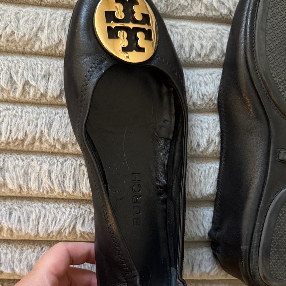 Tory Burch Black Flats with Gold Emblem - Picture 3 of 4